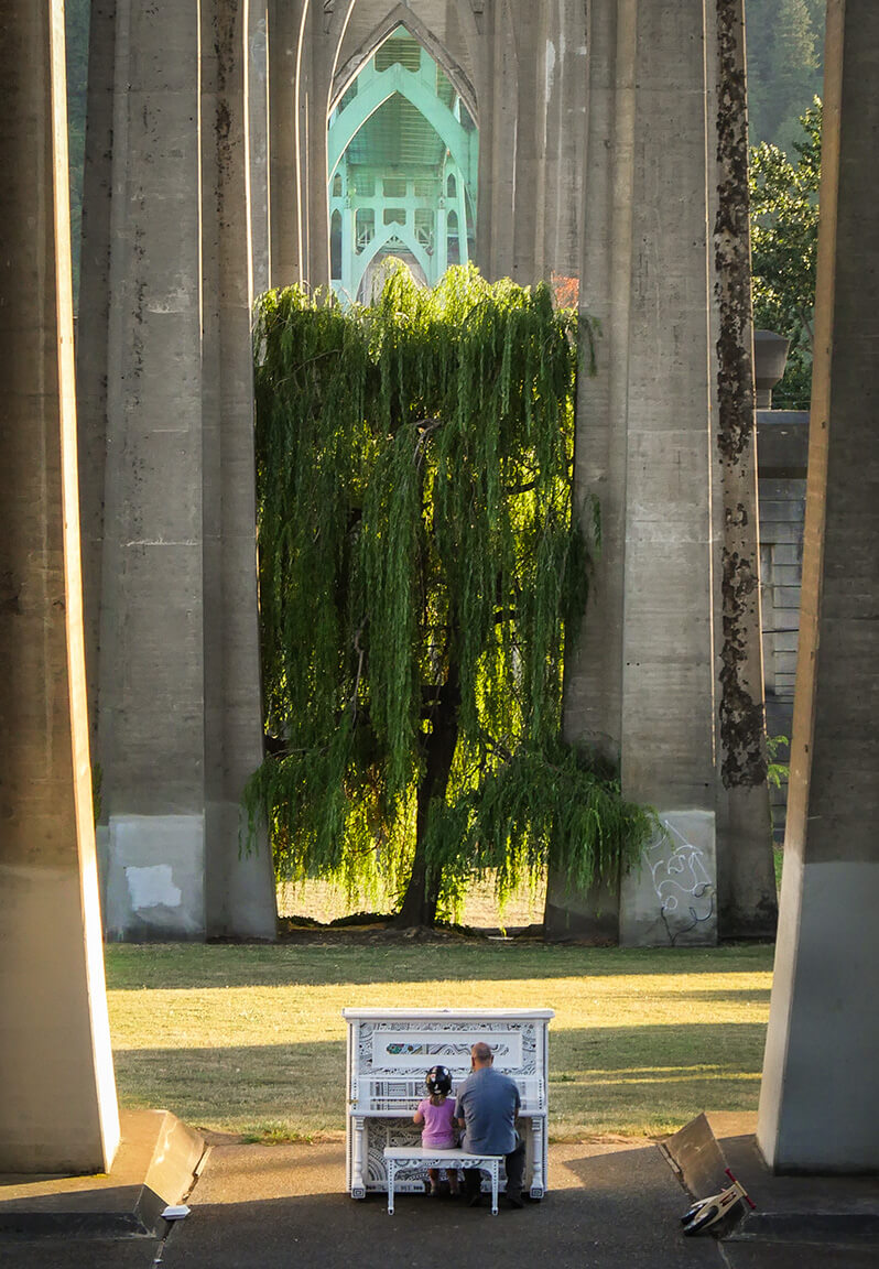 Piano under St Johns Bridge